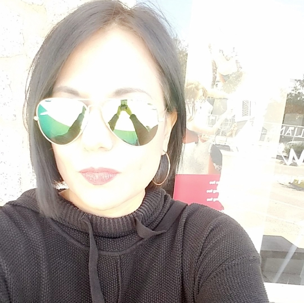 Meet your Posher, Elva